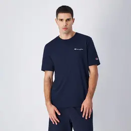 Champion: Тёмная футболка 