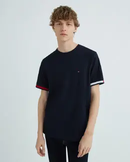 Tommy Hilfiger: Прямая футболка 