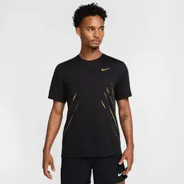 Nike: Чёрная футболка 
