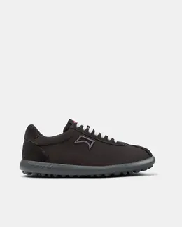 Camper: Серые кроссовки  Pelotas XLF