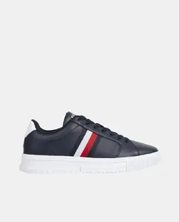Tommy Hilfiger: Тёмные кеды 