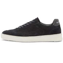 Filling Pieces: Чёрные кроссовки 