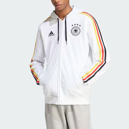Adidas: Белая футболка 