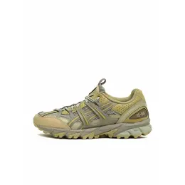 ASICS: Кроссовки 