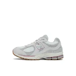 New Balance: Серые кеды  2002R