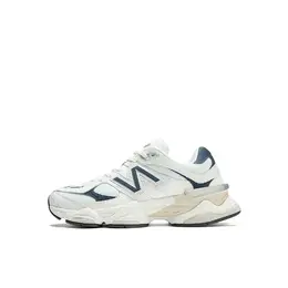 New Balance: Голубые кеды 