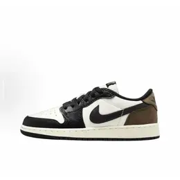 NIKE: Белые кроссовки  Air Jordan