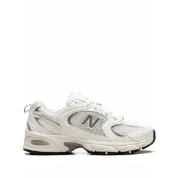 New Balance: Белые кроссовки  530