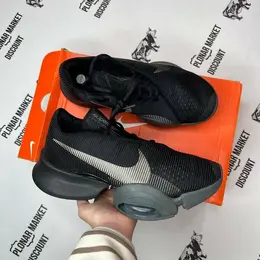 NIKE: Чёрные кроссовки  Air Zoom