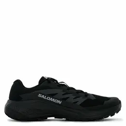 Salomon: Чёрные кроссовки 