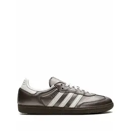 adidas: Серебристые кроссовки  Samba
