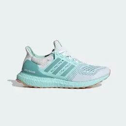 adidas: Зелёные кроссовки  UltraBoost