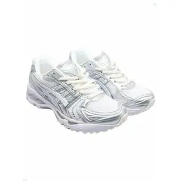 ASICS: Белые кроссовки 