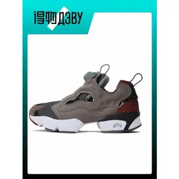 Reebok: Кеды 