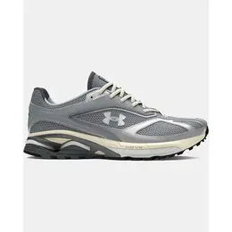 Under Armour: Серебристые кроссовки 