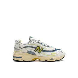 New Balance: Белые кроссовки 
