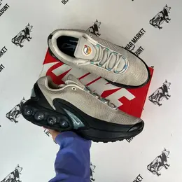 NIKE: Светлые кроссовки  Air Max