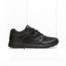 Reebok: Чёрные кроссовки 