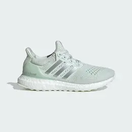 adidas: Зелёные кроссовки  UltraBoost
