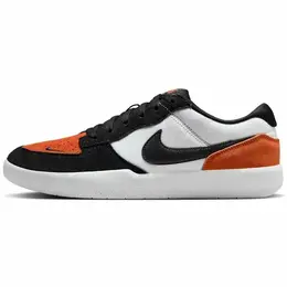 NIKE: Чёрные кроссовки 