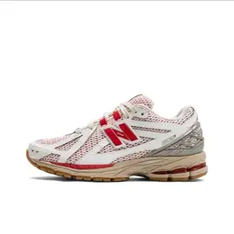New Balance: Белые кроссовки  1906R