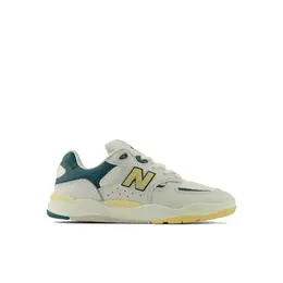 New Balance: Кеды 