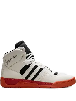 Y-3: Белые кроссовки 