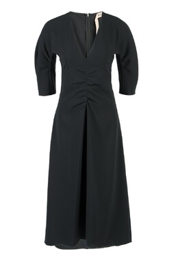 N21: Чёрное платье 