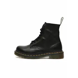 Dr. Martens: Ботинки 