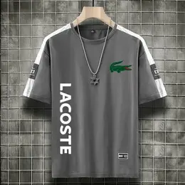 LACOSTE: Спортивная футболка 