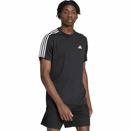adidas: Спортивная футболка  Essentials