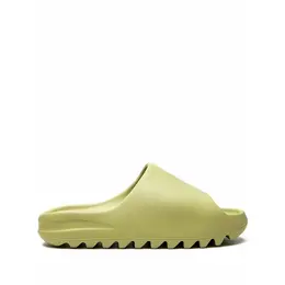 ADIDAS YEEZY: Зелёные шлёпанцы 