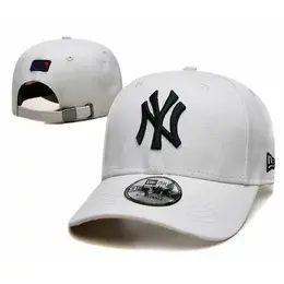 NEW ERA: Кепка 