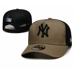 NEW ERA: Кепка 