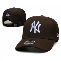 NEW ERA: Кепка 