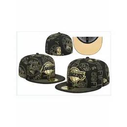 NEW ERA: Чёрная кепка 