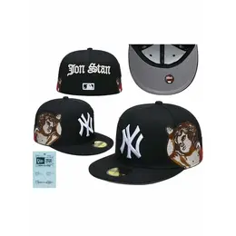 NEW ERA: Чёрная кепка 