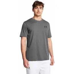 Under Armour: Спортивная футболка 