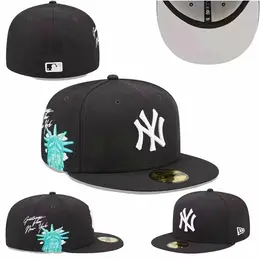 NEW ERA: Белая кепка 