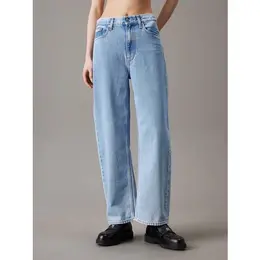 Calvin Klein Jeans: Зауженные джинсы 