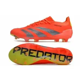 adidas: Яркие кеды 
