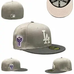 NEW ERA: Белая кепка 