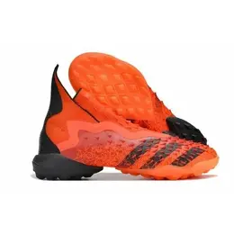 adidas: Красные кеды 