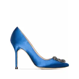 Manolo Blahnik: Синие туфли  Hangisi