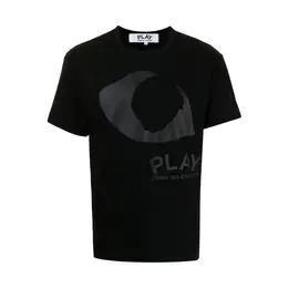 Comme des Garcons PLAY: Чёрная футболка 