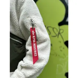 ALPHA INDUSTRIES: Брелок 