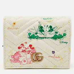 Gucci: Обложка  GG Marmont