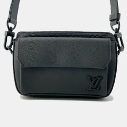 Louis Vuitton: Чёрный кошелёк 
