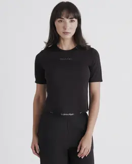 Calvin Klein: Спортивная футболка 