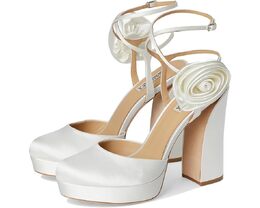 Badgley Mischka: Белые туфли 